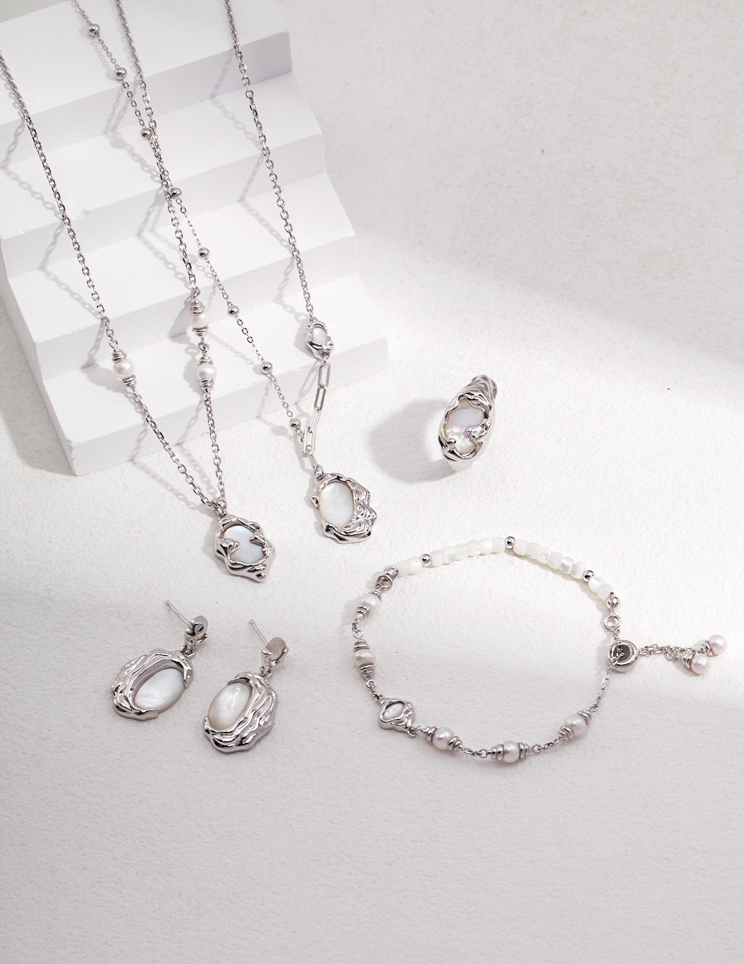 FLUIDE-Sterling Silver Mother-of-Pearl Bracelet