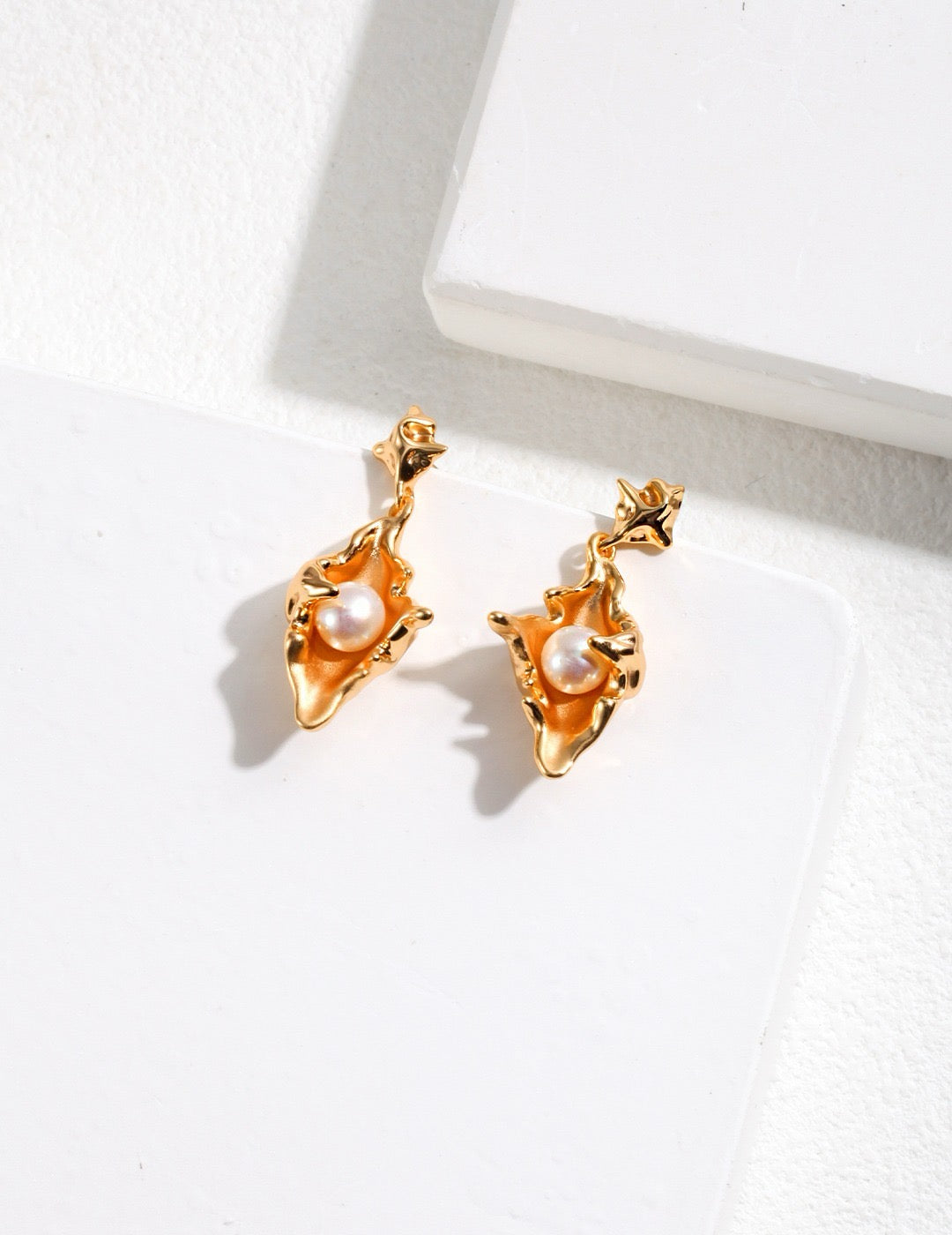 Auralume Collection