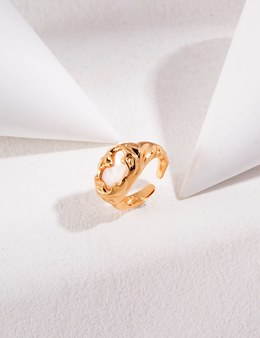 Debut Collection: FLUIDE