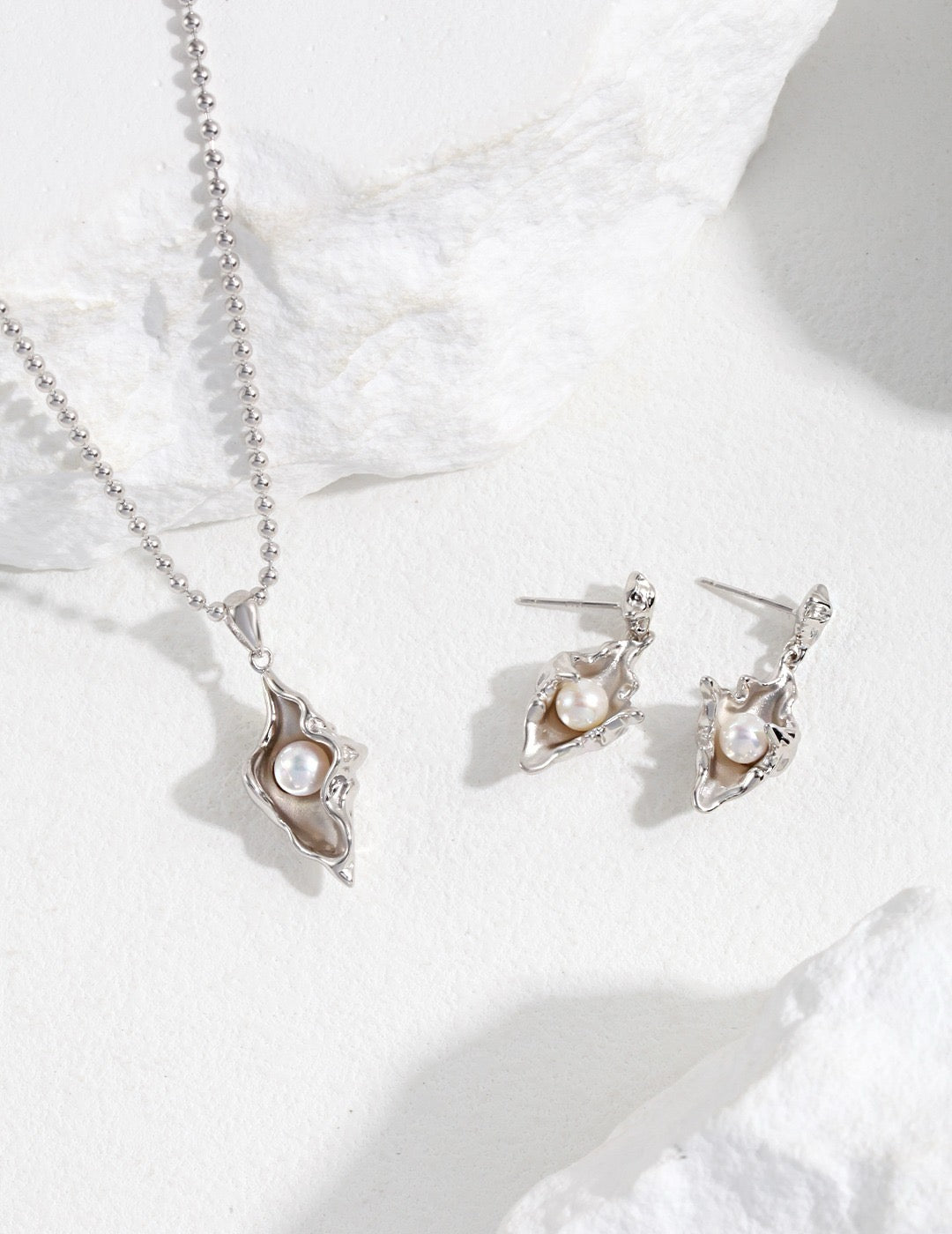 Auralume Collection
