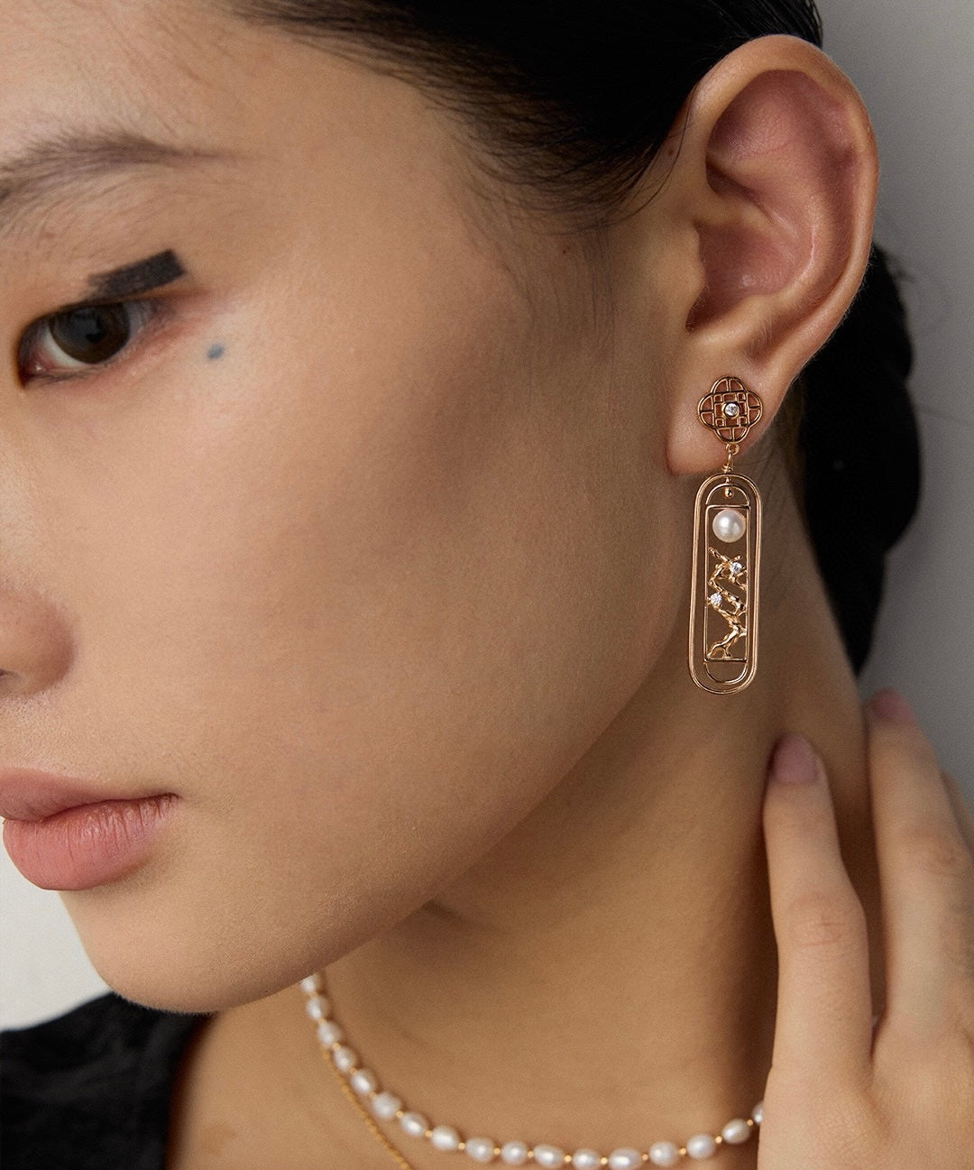Silent Bloom-Sterling Silver Earrings