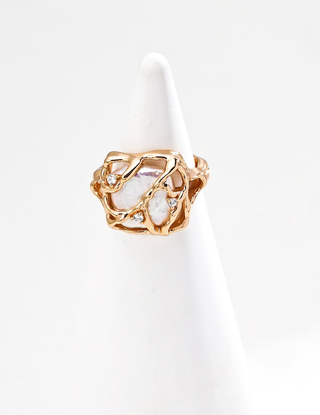 THE RÉSONANCE -Sterling Silver Baroque Pearl Ring
