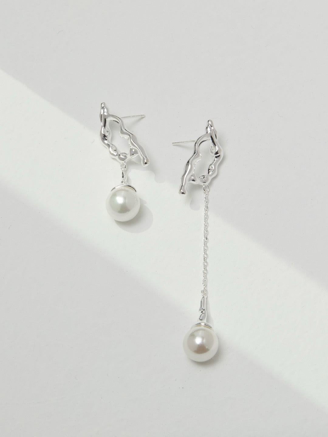 UNSCRIPTED LUMINOUS Collection
