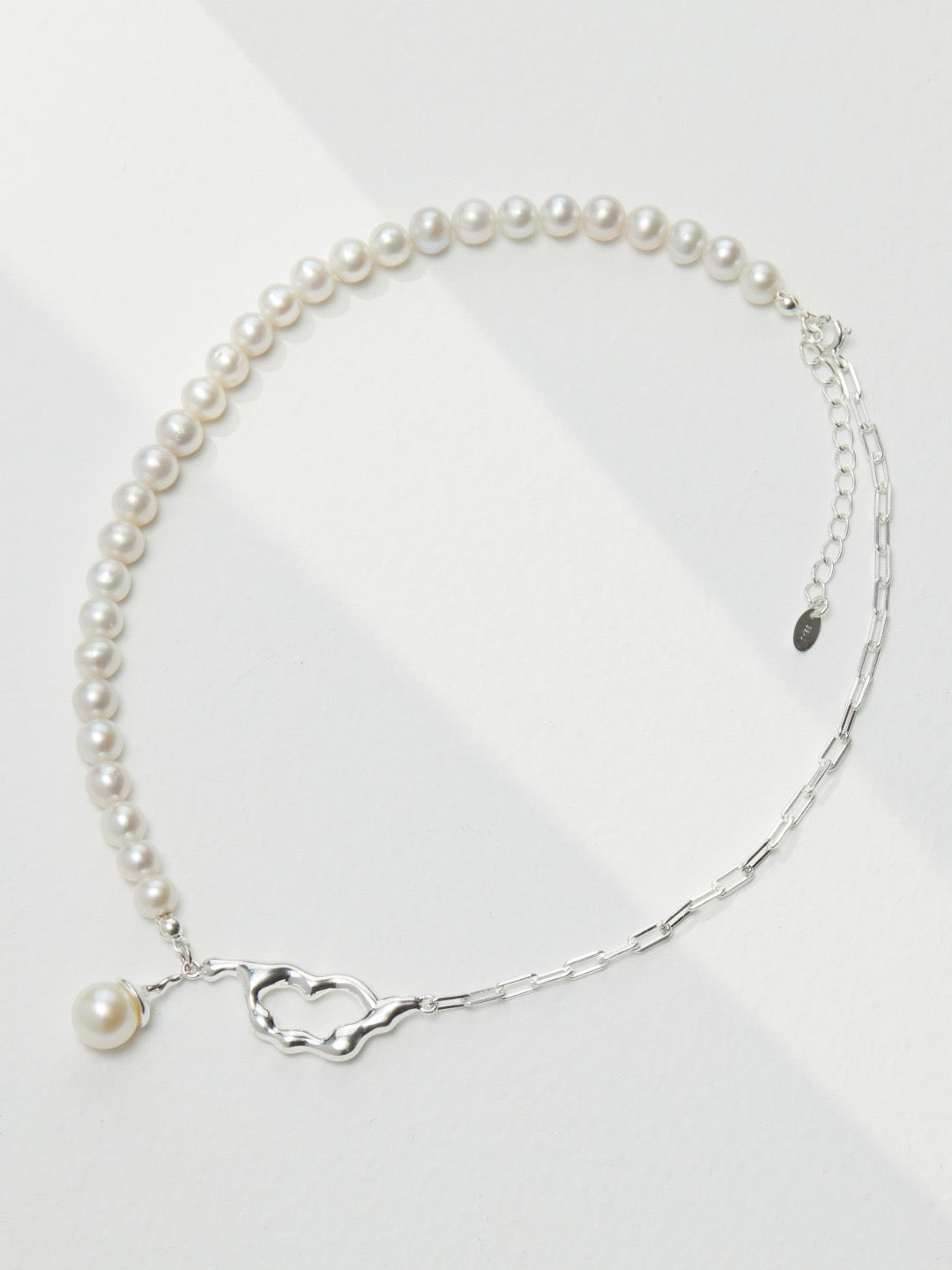 UNSCRIPTED LUMINOUS Collection