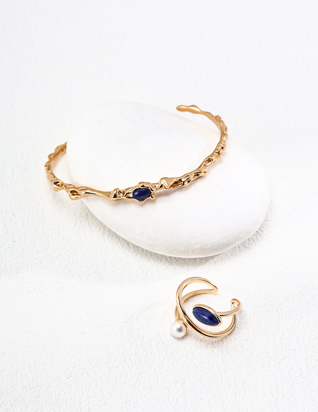 VOYAGER’S COMPASS-Sterling Silver Lapis Lazuli Ring