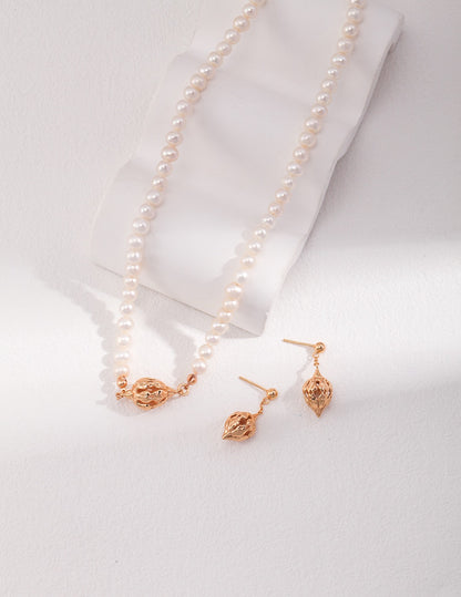 Wild Bloom-Sterling Silver Pearl Necklace