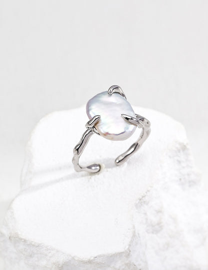 Baroque Whisper Ring